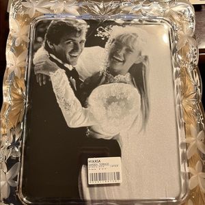 Mikasa Picture Frame 8x10 Garden Terrace Brand New